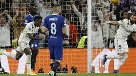 马竞门线混乱，托马斯自摆乌龙头球入网